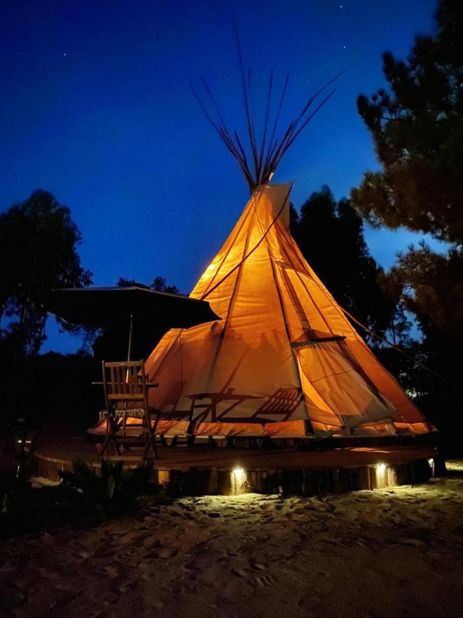 Hotel Goodmuda Tipi'S à Grândola Extérieur photo