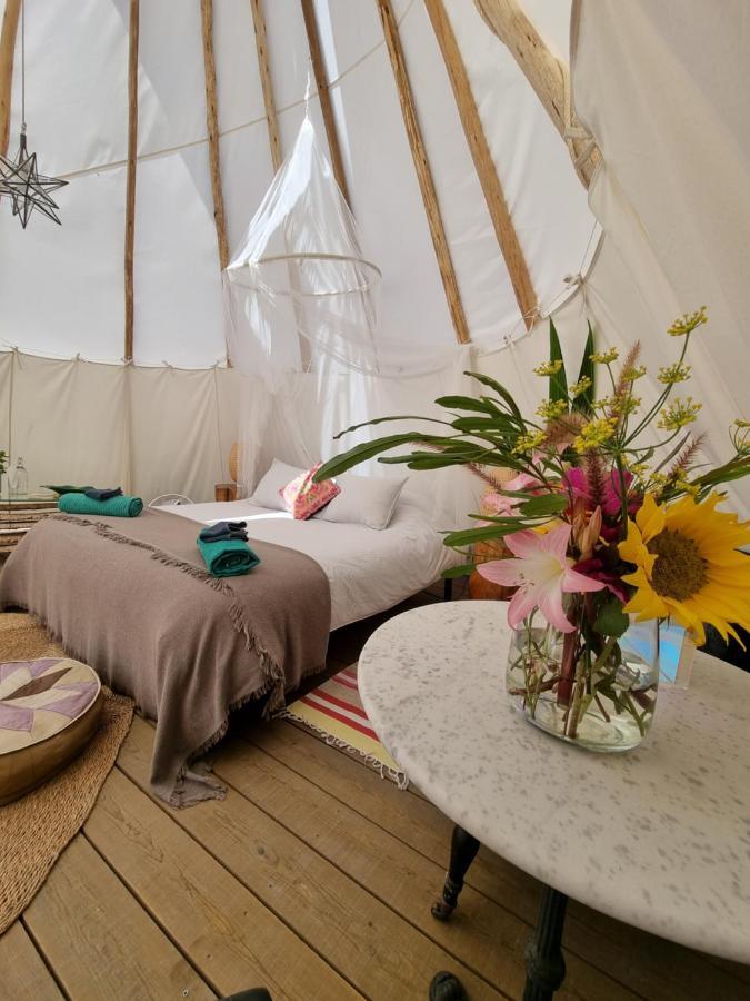 Hotel Goodmuda Tipi'S à Grândola Extérieur photo